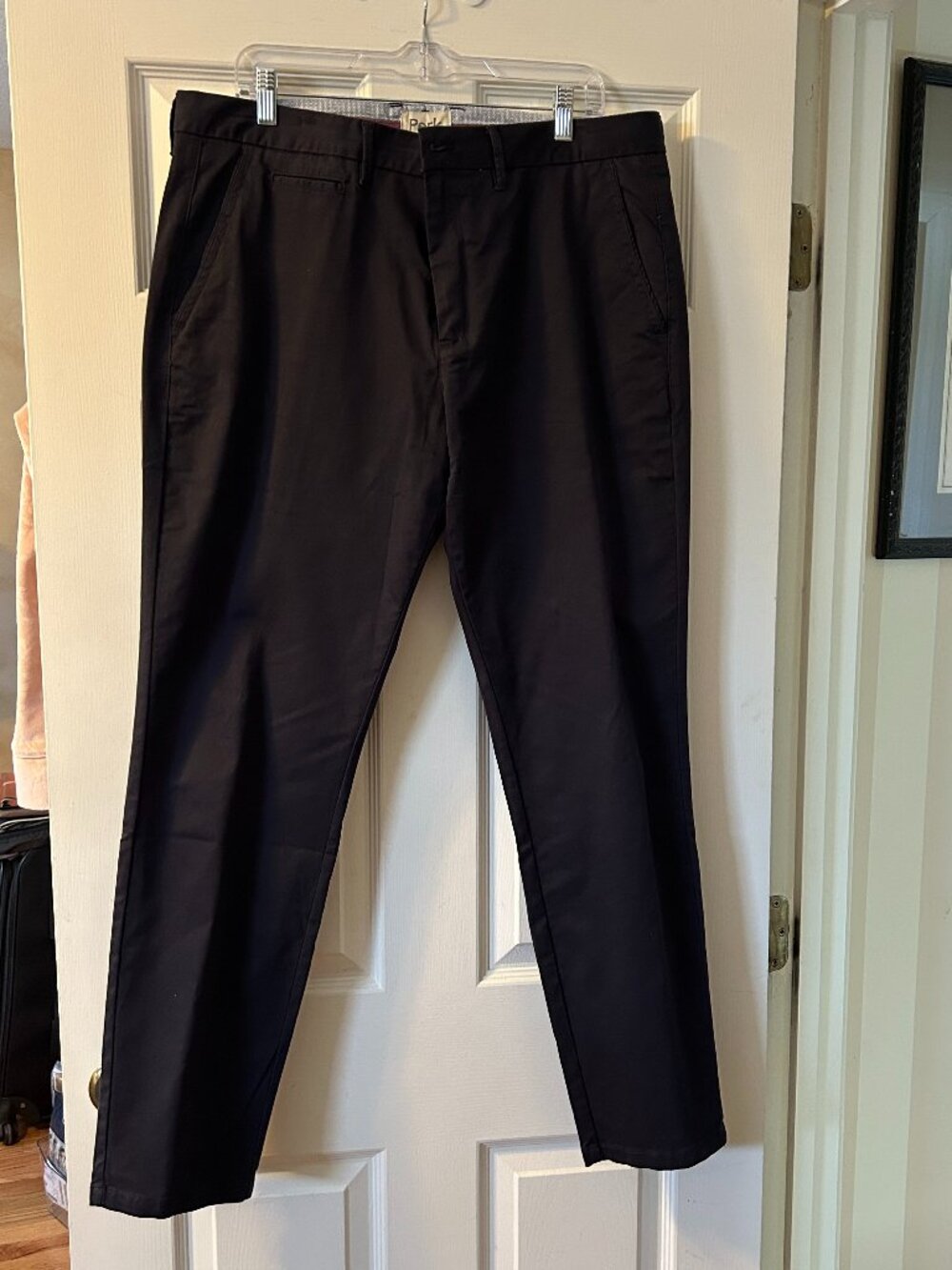 Mens 38/32 Perk Slim-Fit Chinos in Navy Blue- Like New